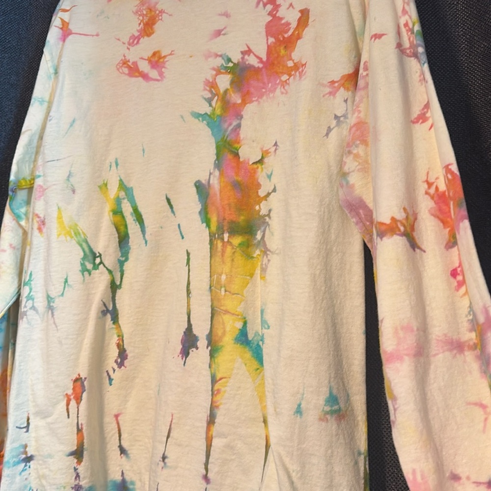 NEW! Medium Long Sleeve Tie Dye Tee - Picture 3 of 6